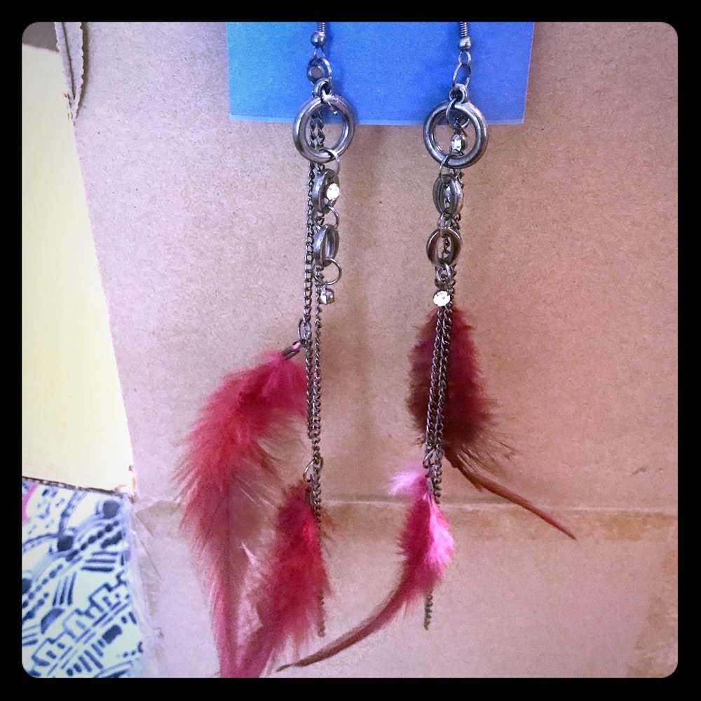 Super Funky feather & chain earrings